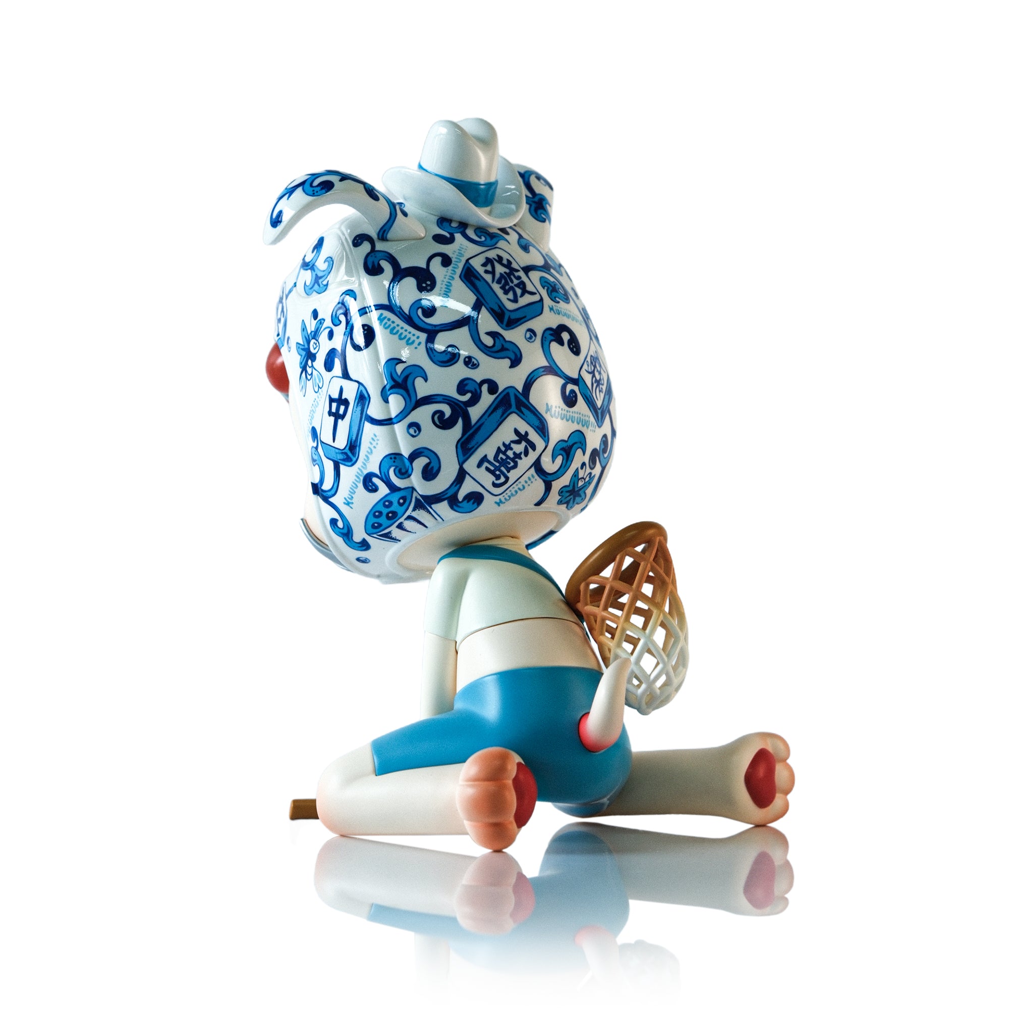sugopop laelaps polyurethane figure Thailand Toy Expo 26 edition back view